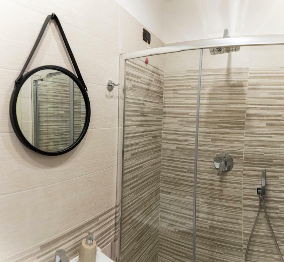 Petrucci B&B Napoli Ngoại thất bức ảnh