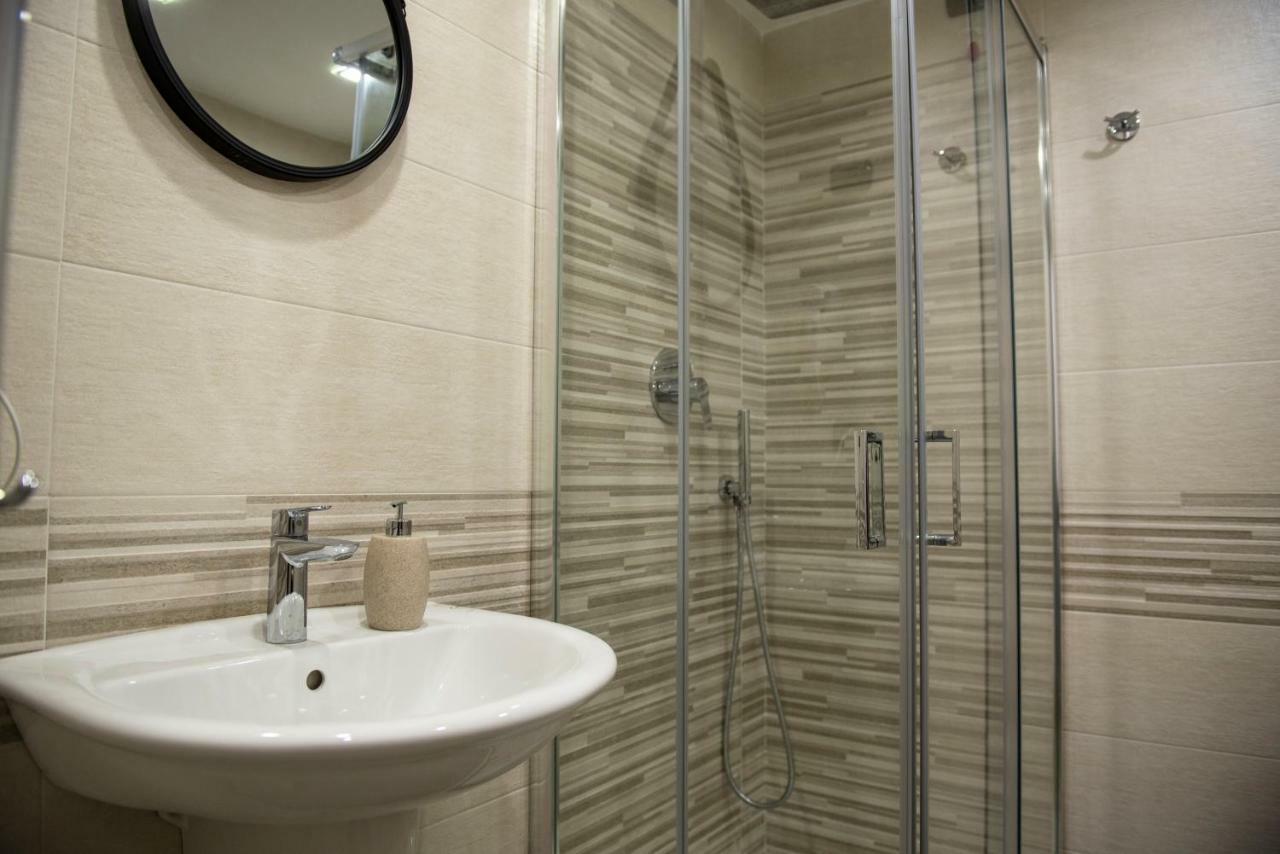 Petrucci B&B Napoli Ngoại thất bức ảnh