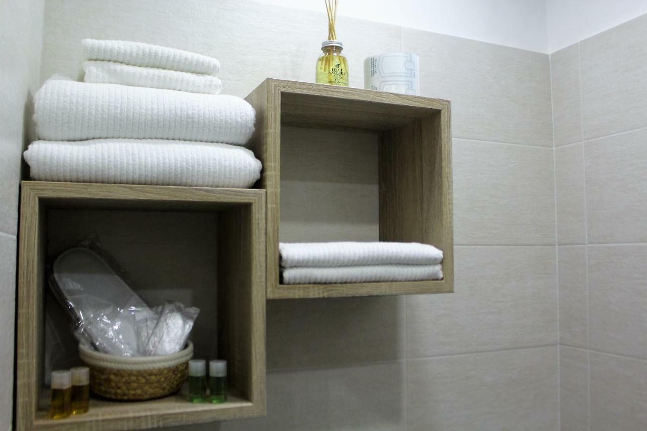 Petrucci B&B Napoli Ngoại thất bức ảnh