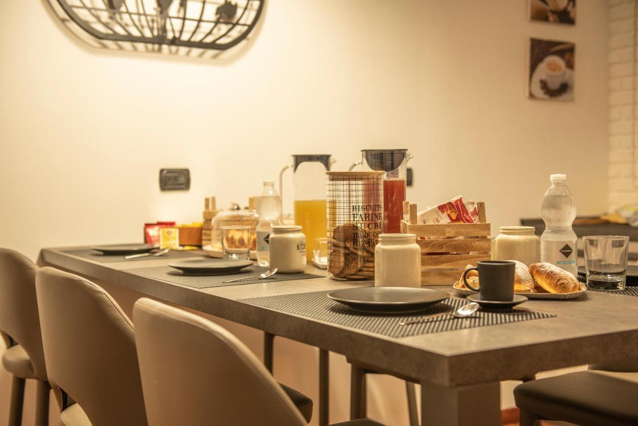 Petrucci B&B Napoli Ngoại thất bức ảnh