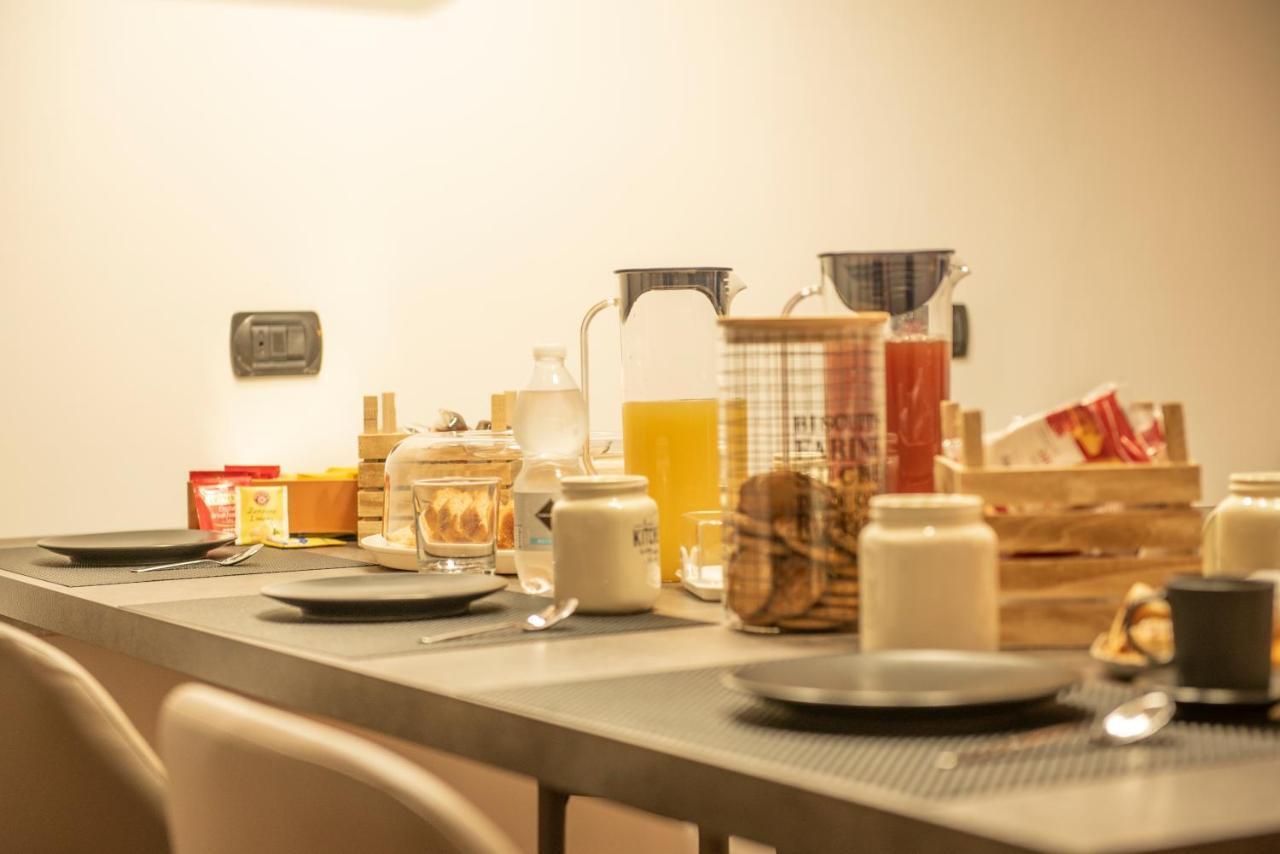 Petrucci B&B Napoli Ngoại thất bức ảnh